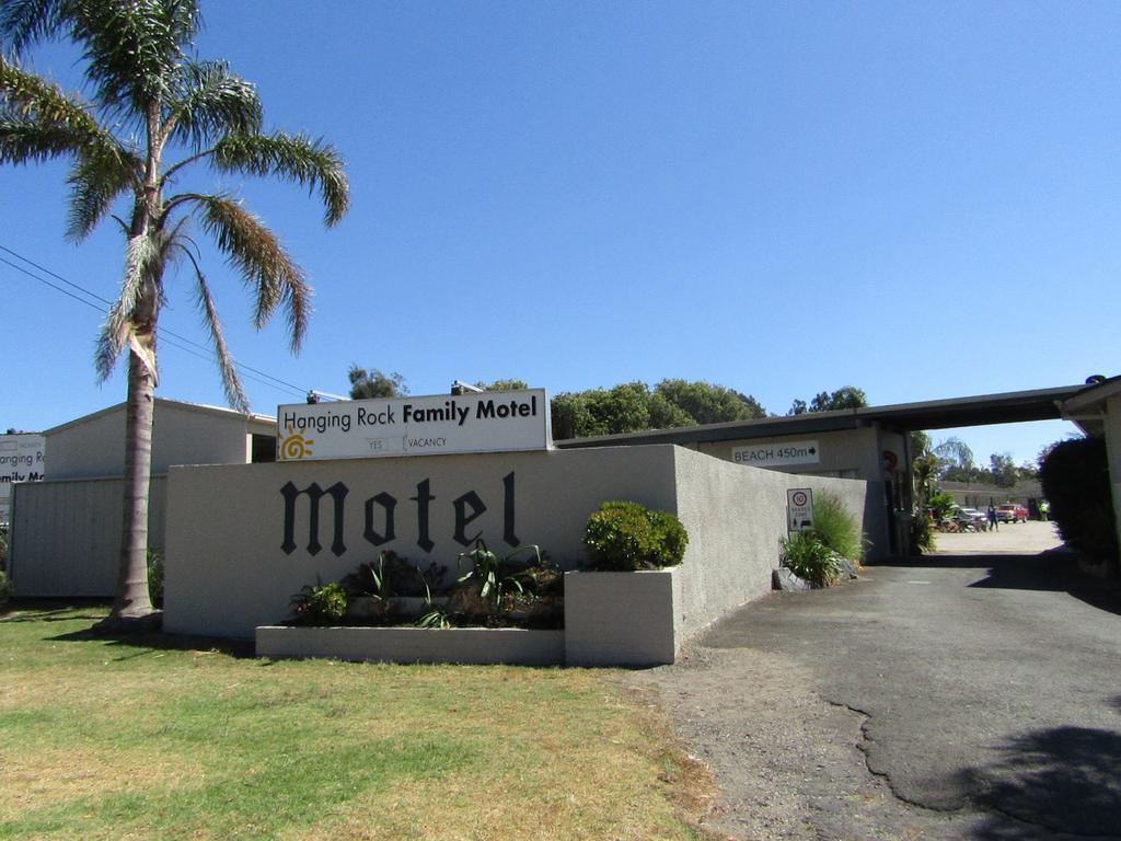 Hanging Rock Family Motel 바테만스베이 외부 사진
